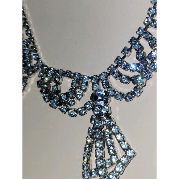 Vintage Silver Tone Light Sky Blue Sparkling AB Crystals Princess 15" Necklace - Picture 11 of 11